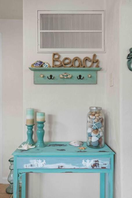 Beach Bungalow - 1 Block To Beach - Pets Welcome! Νόρφολκ Εξωτερικό φωτογραφία
